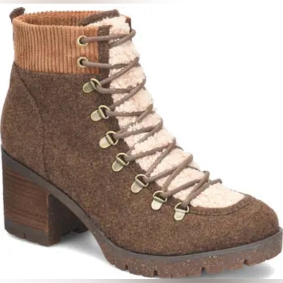 Korks Elin High Pile Fleece Lug Sole Bootie sz 8 - Picture 2 of 11